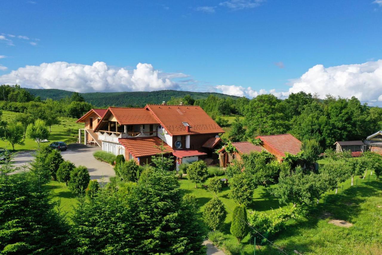 Lavanda Farm Apartmani Rakovica Dış mekan fotoğraf